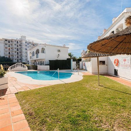 Cosy Apartment In Verano Azul Nerja Eksteriør billede
